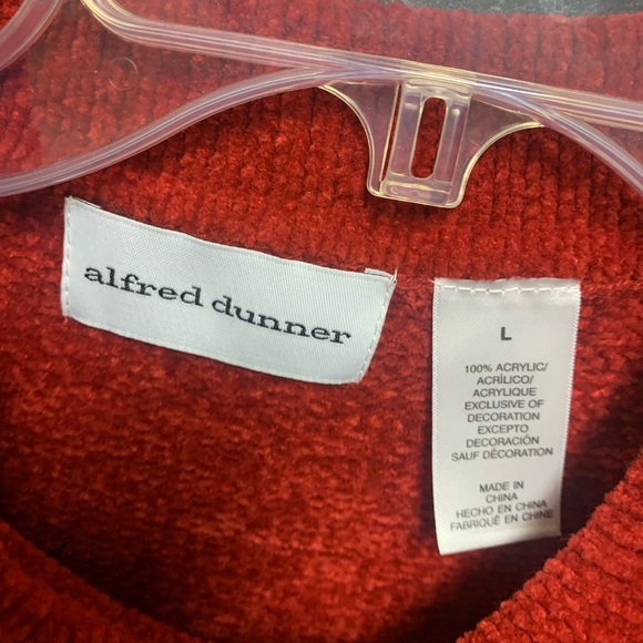 Alfred Dunner Women's Red Sweater - Picture 3 of 4